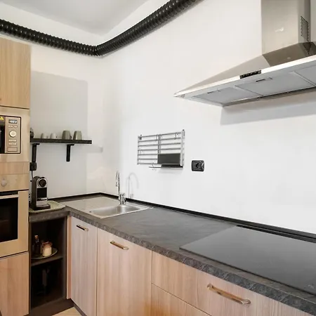 La Renee Apartment Lanfredi