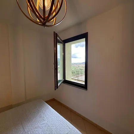 La Renee Apartment